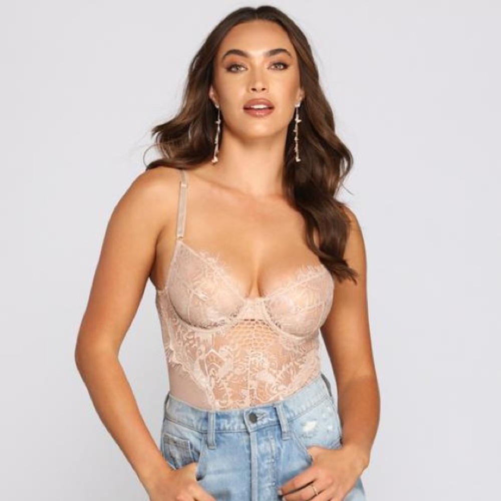 Windsor SULTRY-CHIC EYELASH LACE BUSTIER BODYSUIT